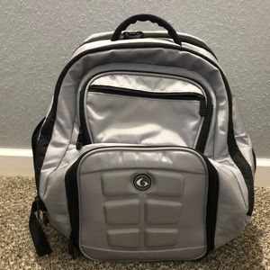 6 pack fitness backpack
